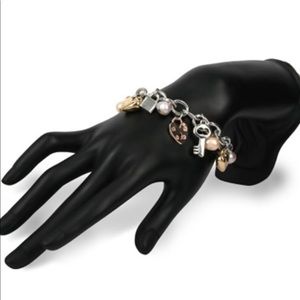 NWT-charm bracelet